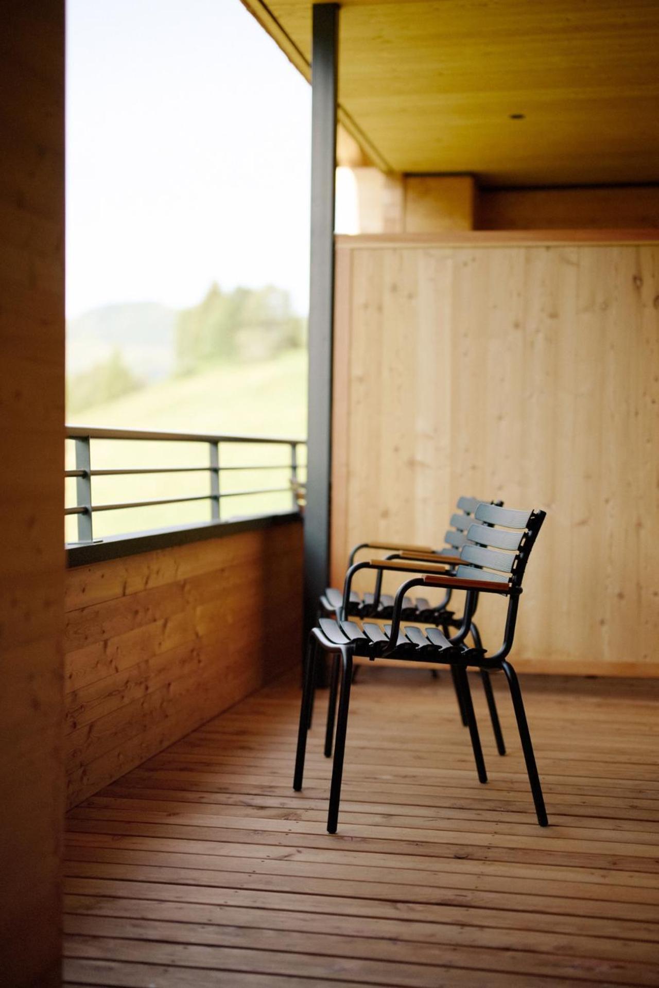 Apartamento Alpenstolz Damuels Haus 3 - Stilvoll Urlauben In Den Bergen Exterior foto