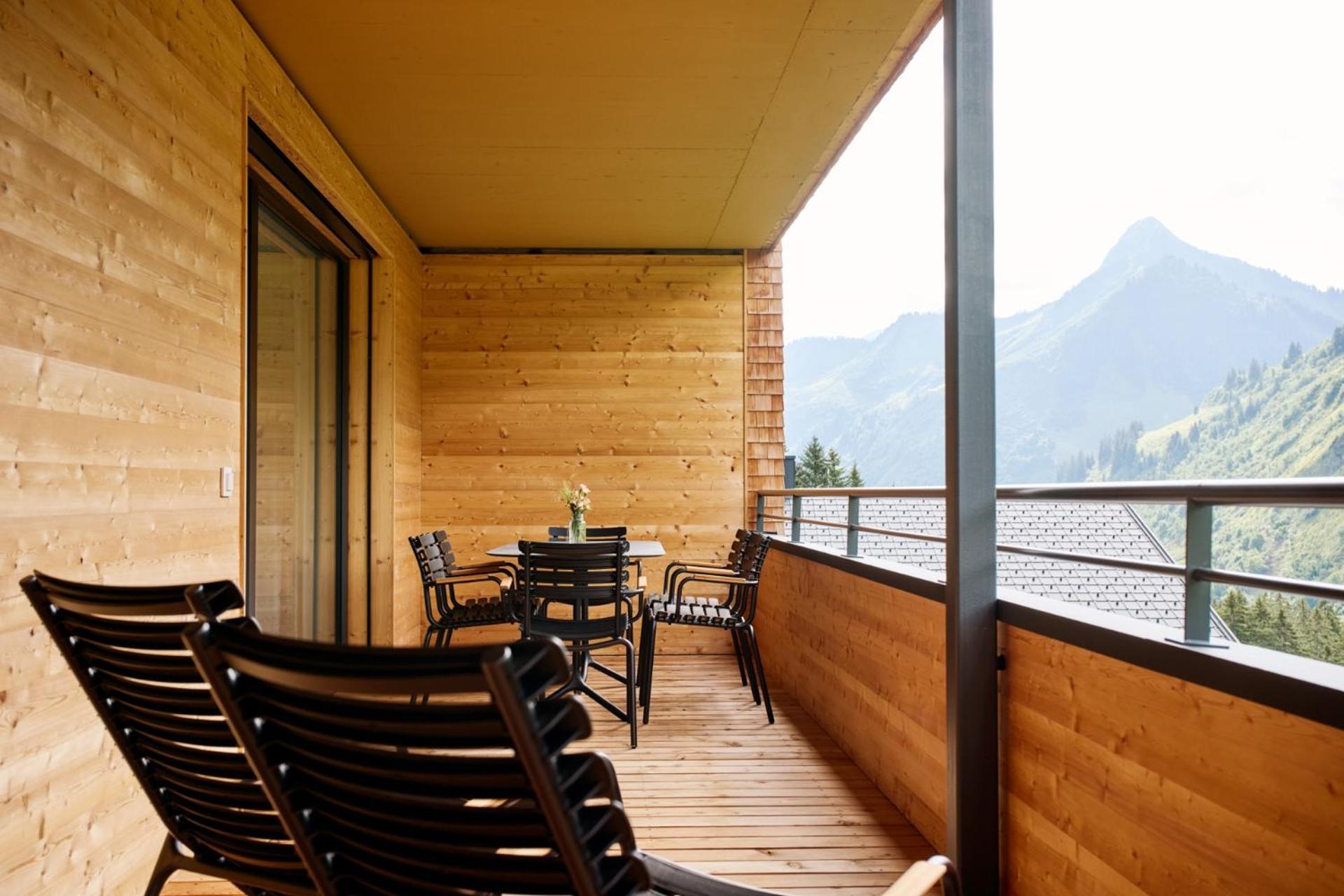 Apartamento Alpenstolz Damuels Haus 3 - Stilvoll Urlauben In Den Bergen Exterior foto
